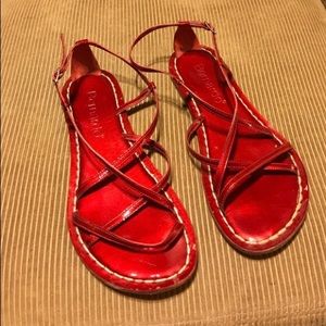 Bernardo red sandle size 8M.